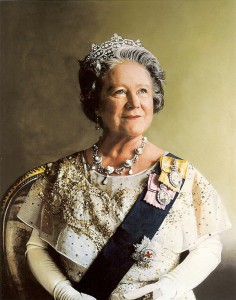 Queen_Elizabeth_the_Queen_Mother_portrait